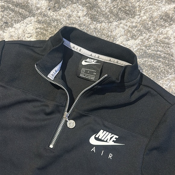 Nike Air Crop Top Half Zip - Picture 2 of 2